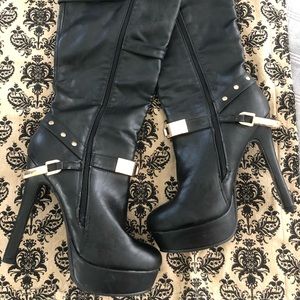Shoedazzle “TAMIKA” 9.5 Black tall boot